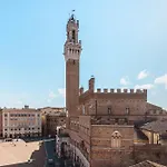 Torre Dei Lambertini Windows On Piazza Del Campo - Residenza D'epoca Apartamento Siena