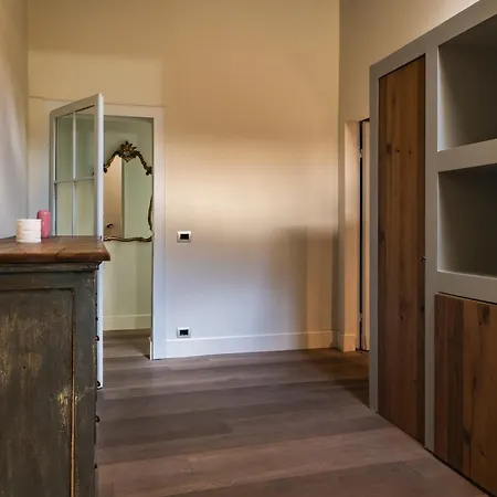 Torre Dei Lambertini Windows On Piazza Del Campo - Residenza D'epoca Апартаменты *