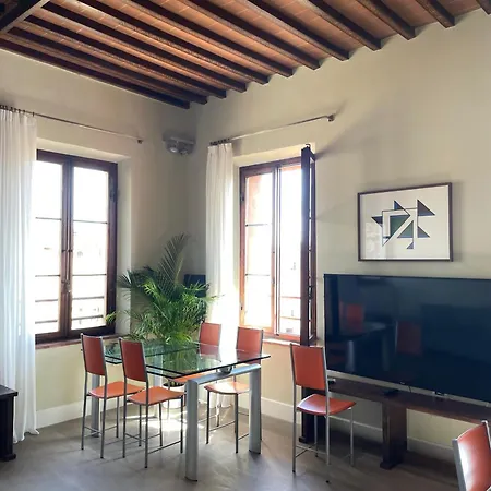 Torre Dei Lambertini Windows On Piazza Del Campo - Residenza D'epoca