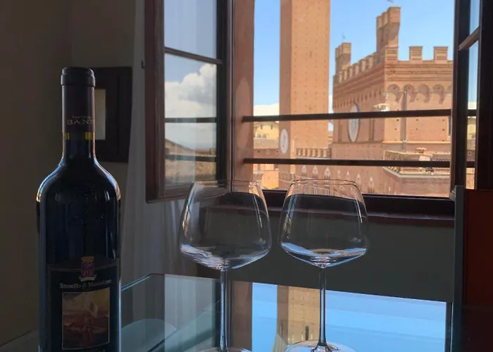 Апартаменты Torre Dei Lambertini Windows On Piazza Del Campo - Residenza D'epoca Сиена