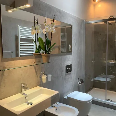 Torre Dei Lambertini Windows On Piazza Del Campo - Residenza D'epoca Apartamento *